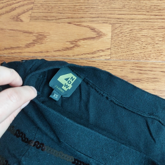 Long sequined top - Picture 4 of 4